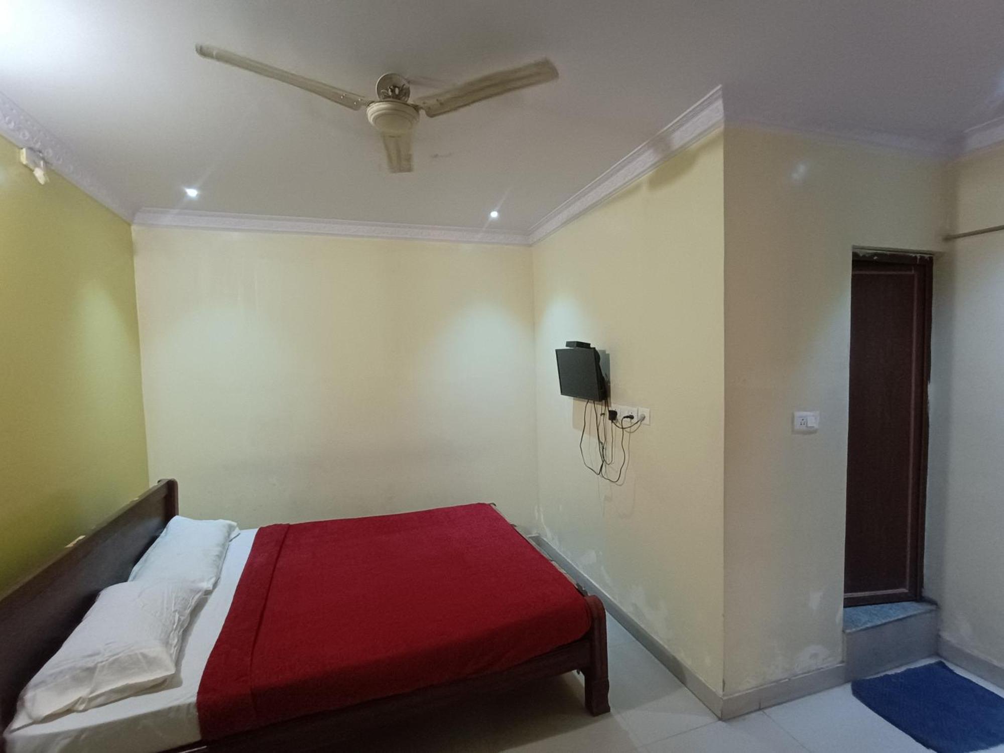 Hotel Malnad Grand Inn Kumbalgod Экстерьер фото